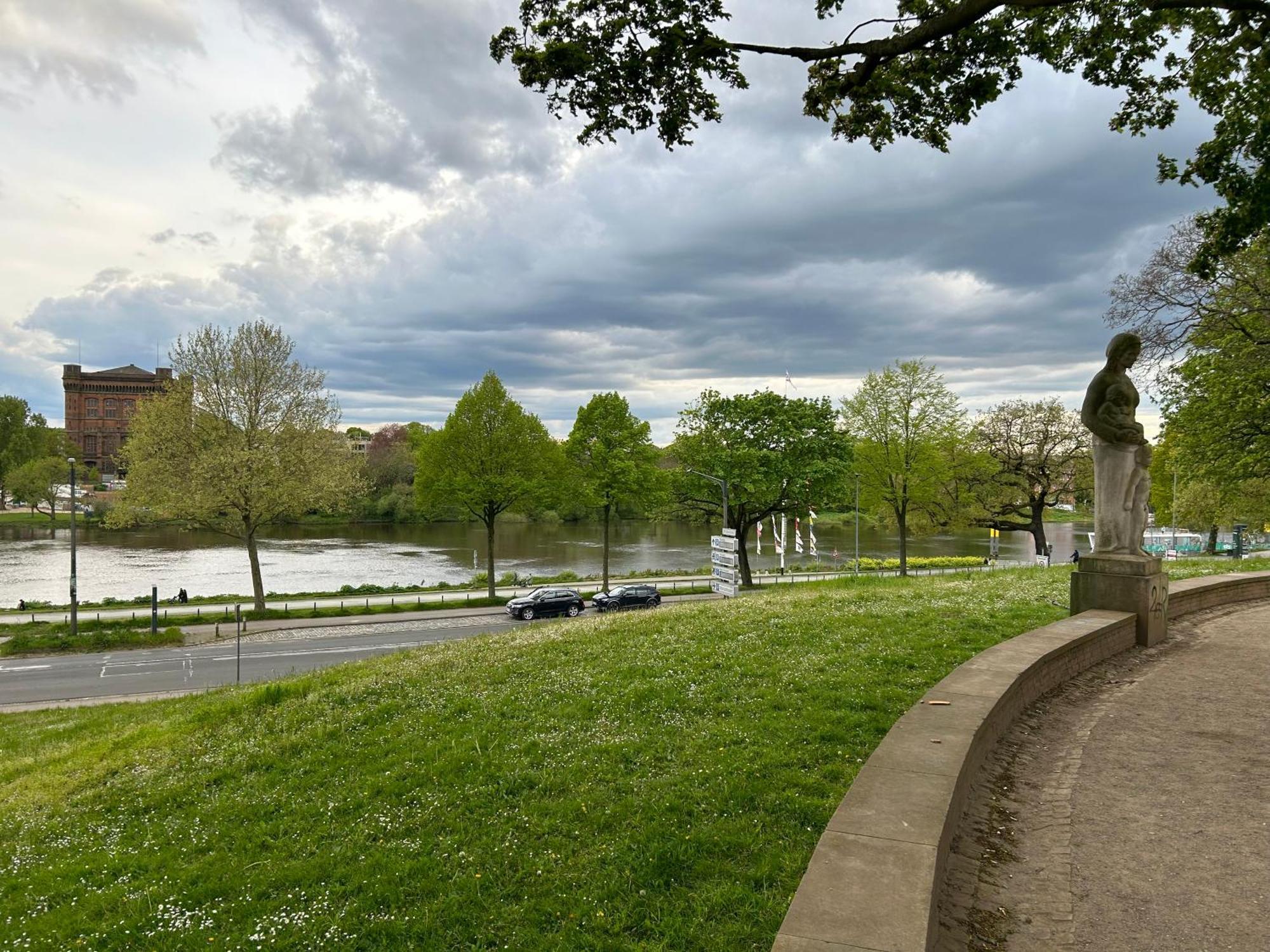 Homey Apartments - Riverside - Mit Weserblick Und Parkplatz Bremen Exterior photo